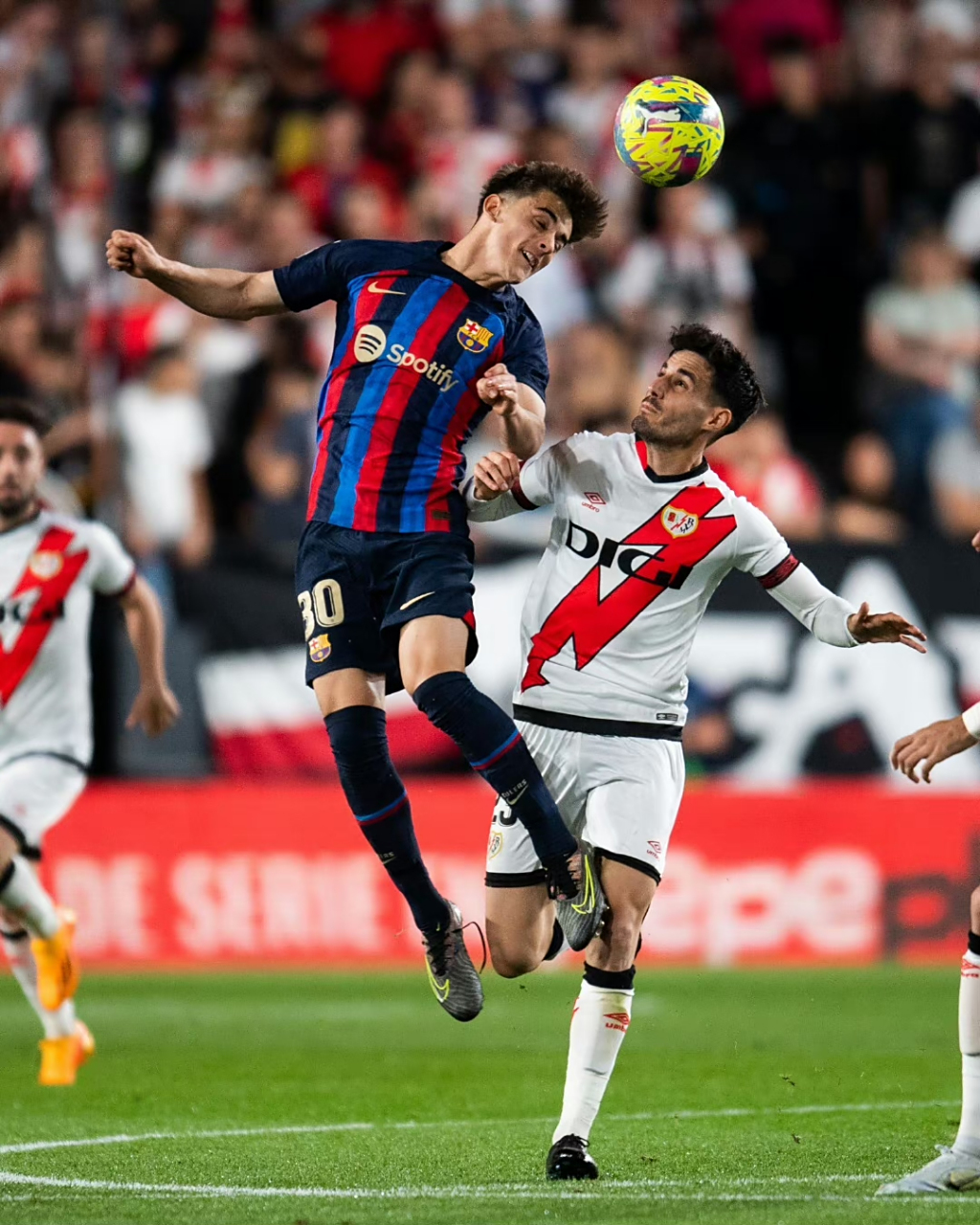 加拿大险胜塞内加尔，德容惊艳世界的简单介绍