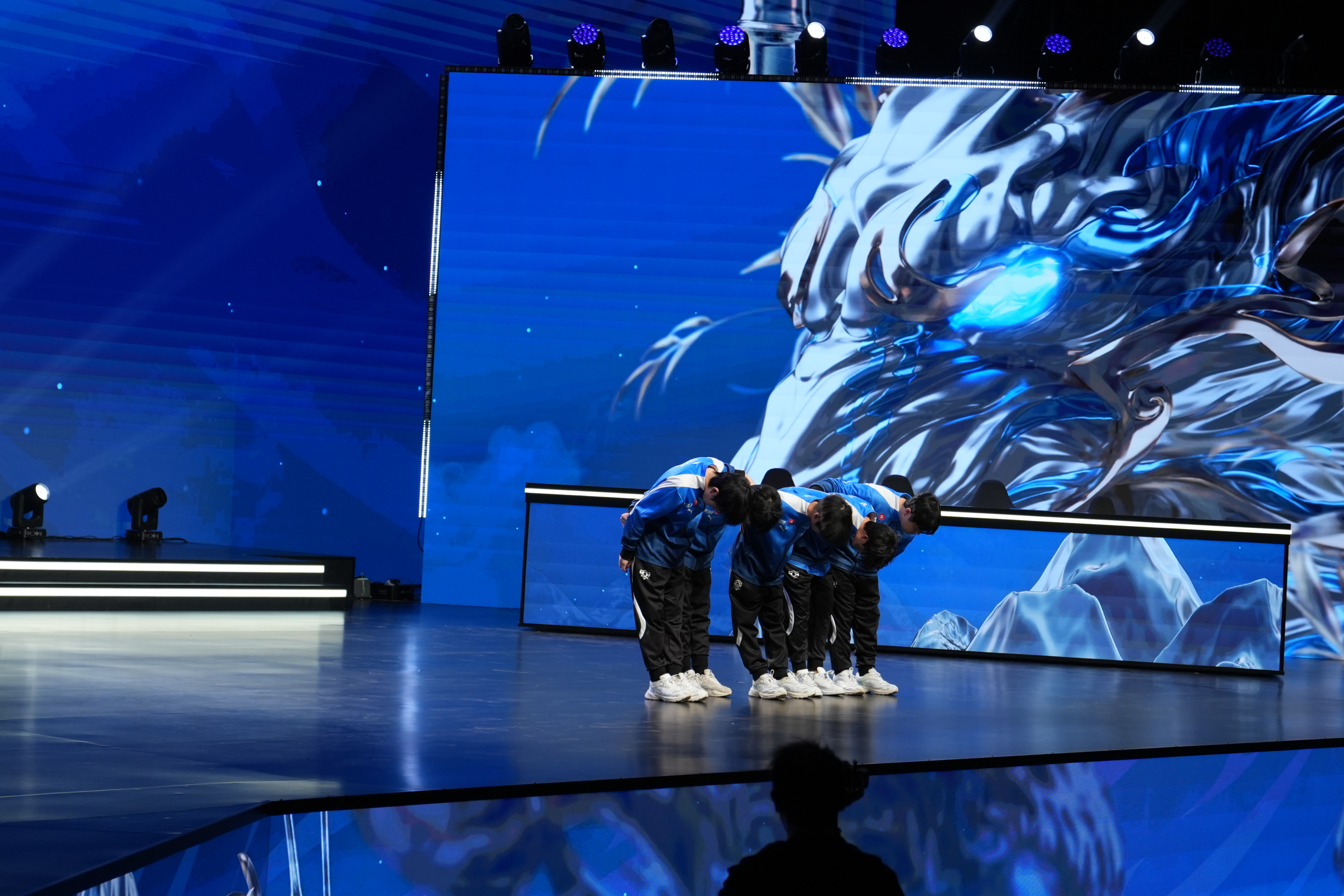 滚球预测赛事精彩瞬间盘点,年度回顾震撼登场 滚球预测赛事精彩瞬间盘点,年度回顾震撼登场