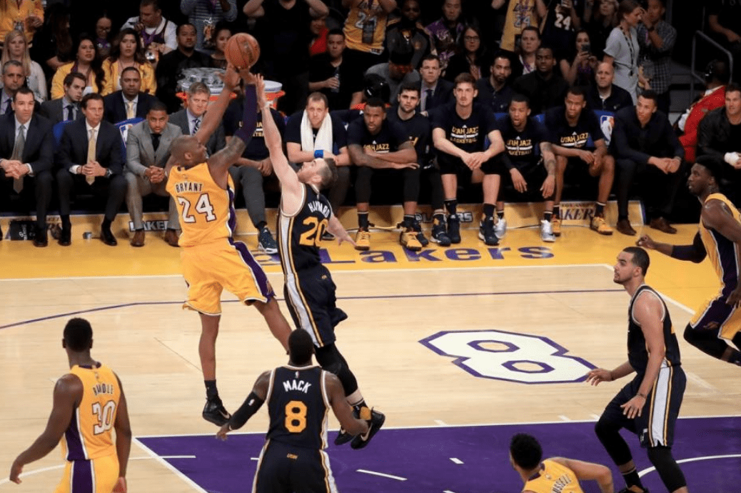 街霸6传奇谢幕，球迷泪洒赛场