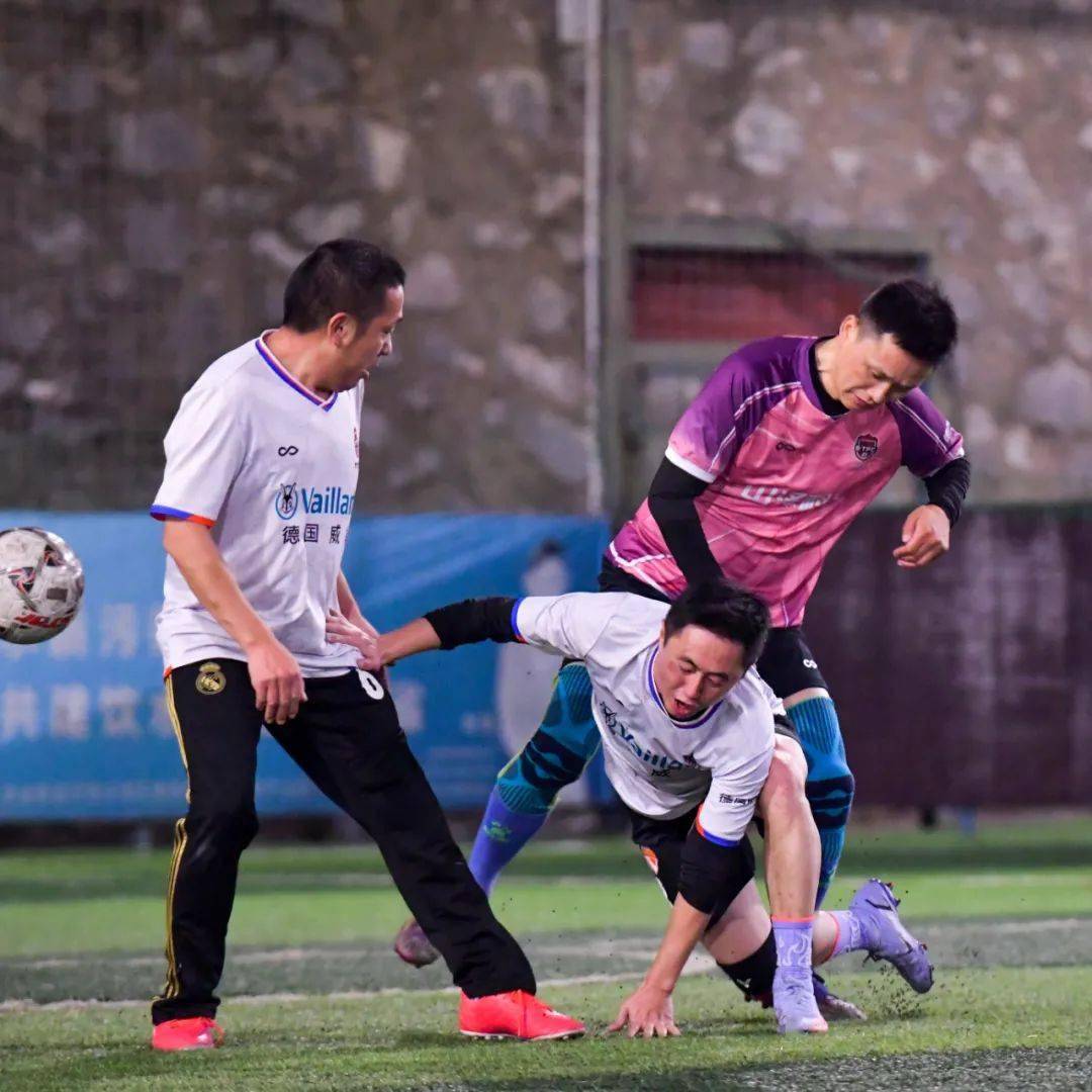 德国队险胜韩国队，辛杜扛起全队