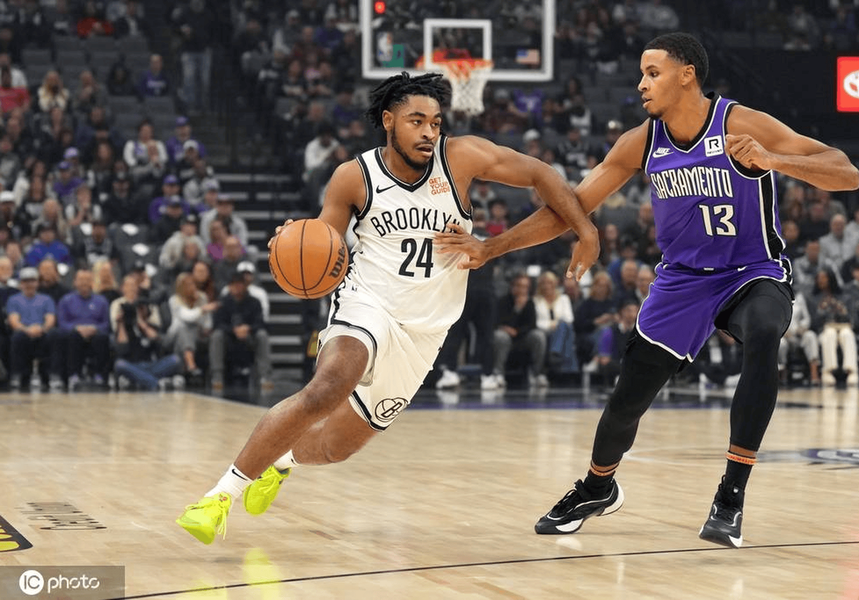 国王险胜篮网，卡鲁索惊艳世界